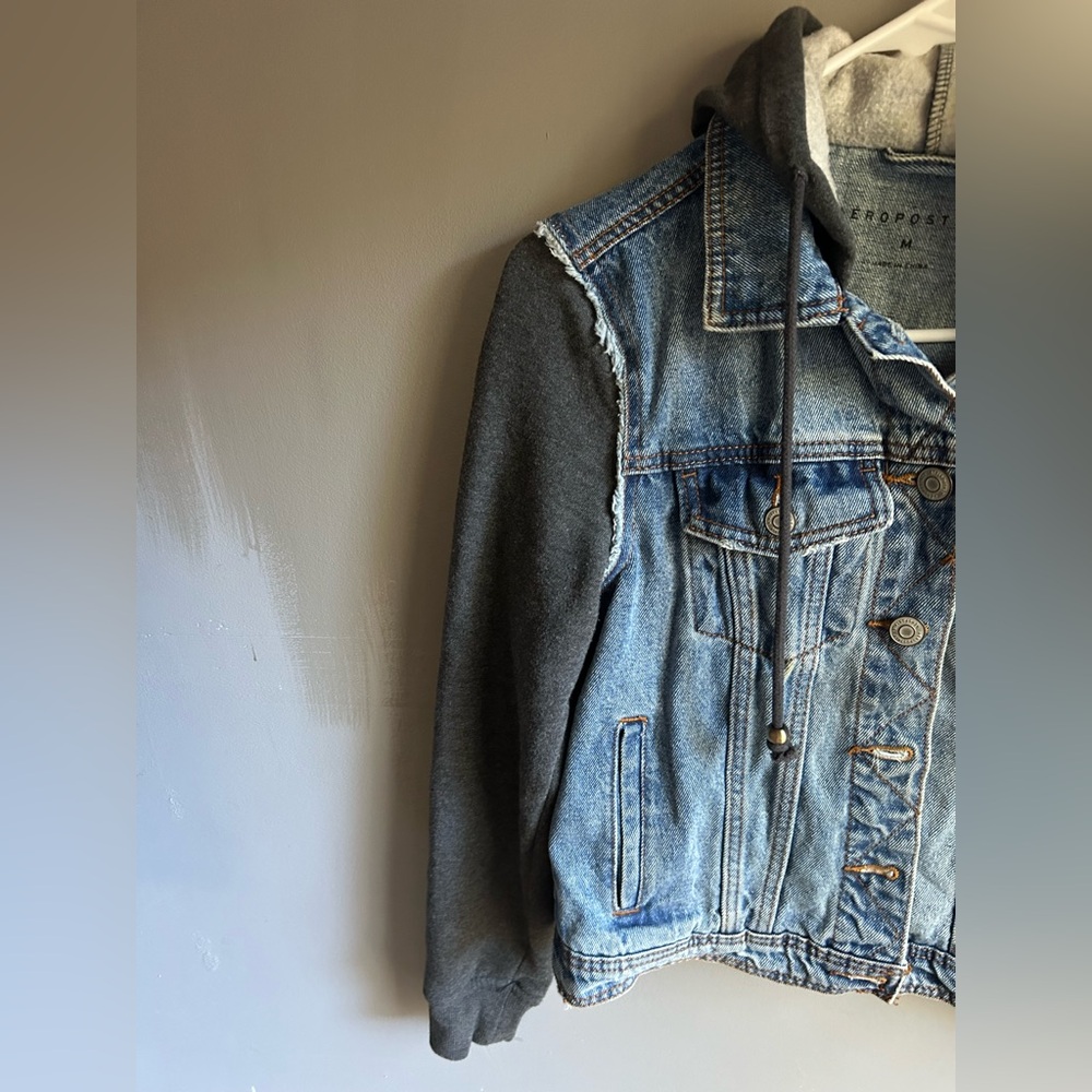 Aeropostale Women’s Denim Hybrid Jacket with Hood - Picture 2 of 9